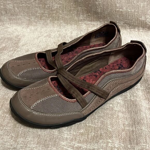 Clarks Cloudstepper Brown Flats - Picture 3 of 9